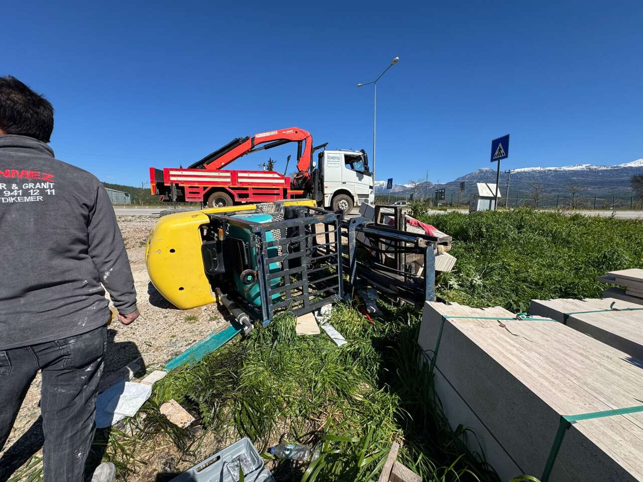 Muğla'da Forklift Kazası: Ağır Yaralanan İşçi Hayatını Kaybetti 4